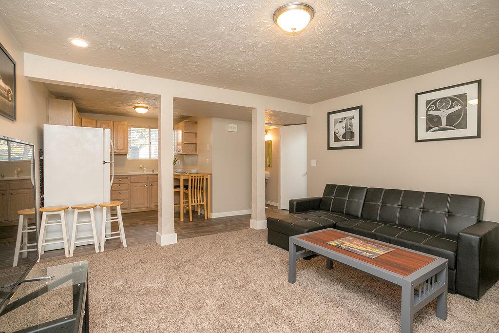 Cozy Just Remodeled House Near SKI Resorts - thumb 26