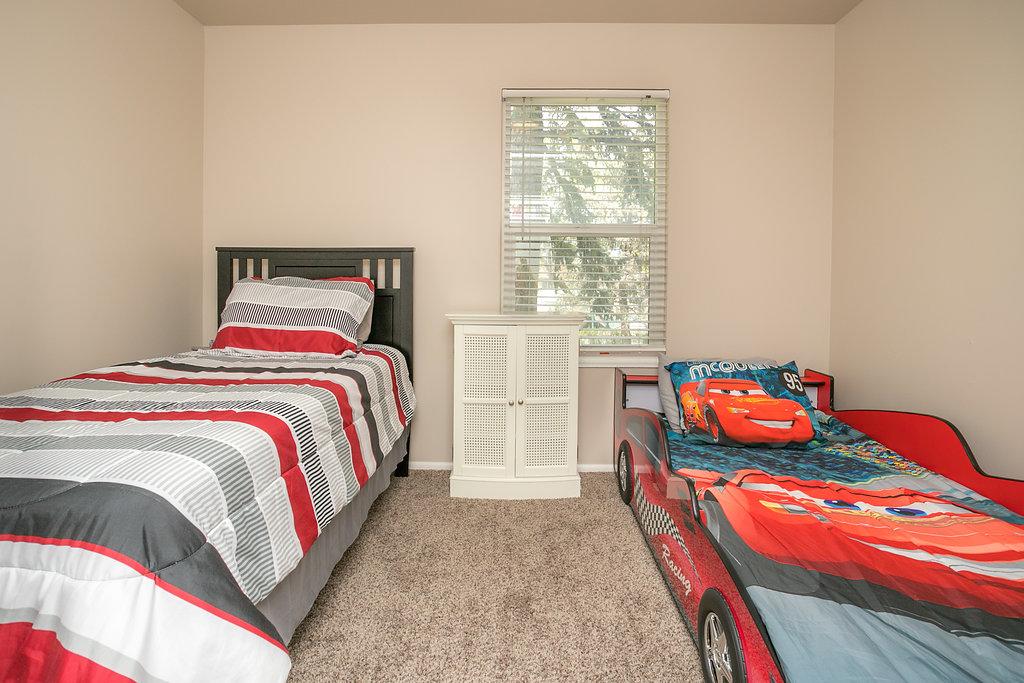 Cozy Just Remodeled House Near SKI Resorts - thumb 20
