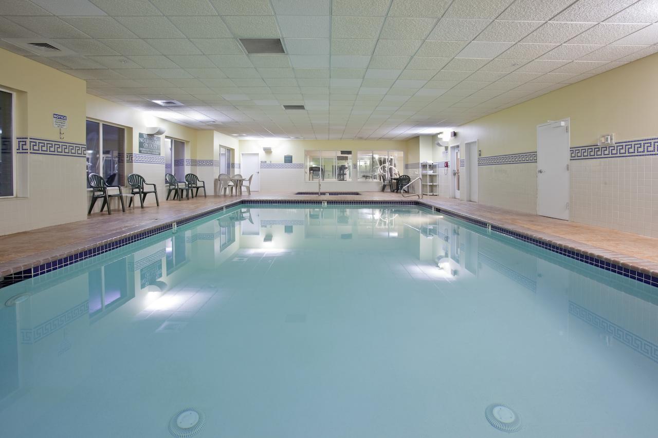 Country Inn & Suites By Radisson, Bountiful, UT - thumb 16