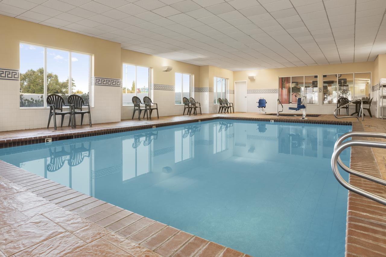 Country Inn & Suites By Radisson, Bountiful, UT - thumb 6