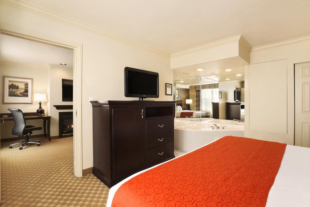 Country Inn & Suites By Radisson, Bountiful, UT - thumb 19
