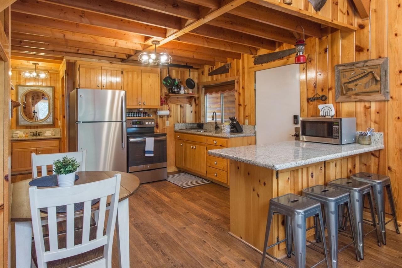 Duck Creek Cozy Cabin - thumb 14