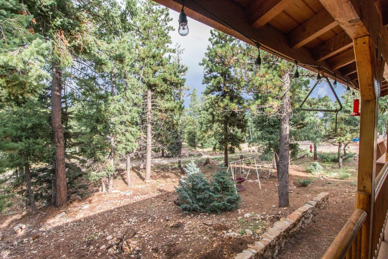 Duck Creek Cozy Cabin - thumb 4