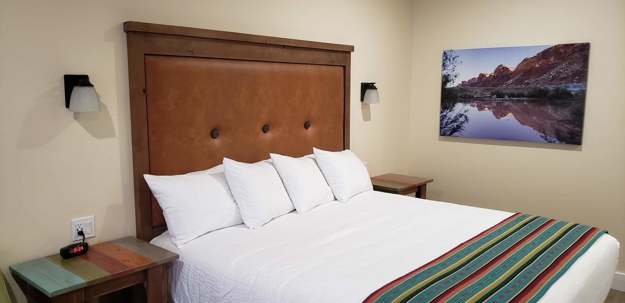 Bluff Dwellings Resort - thumb 17