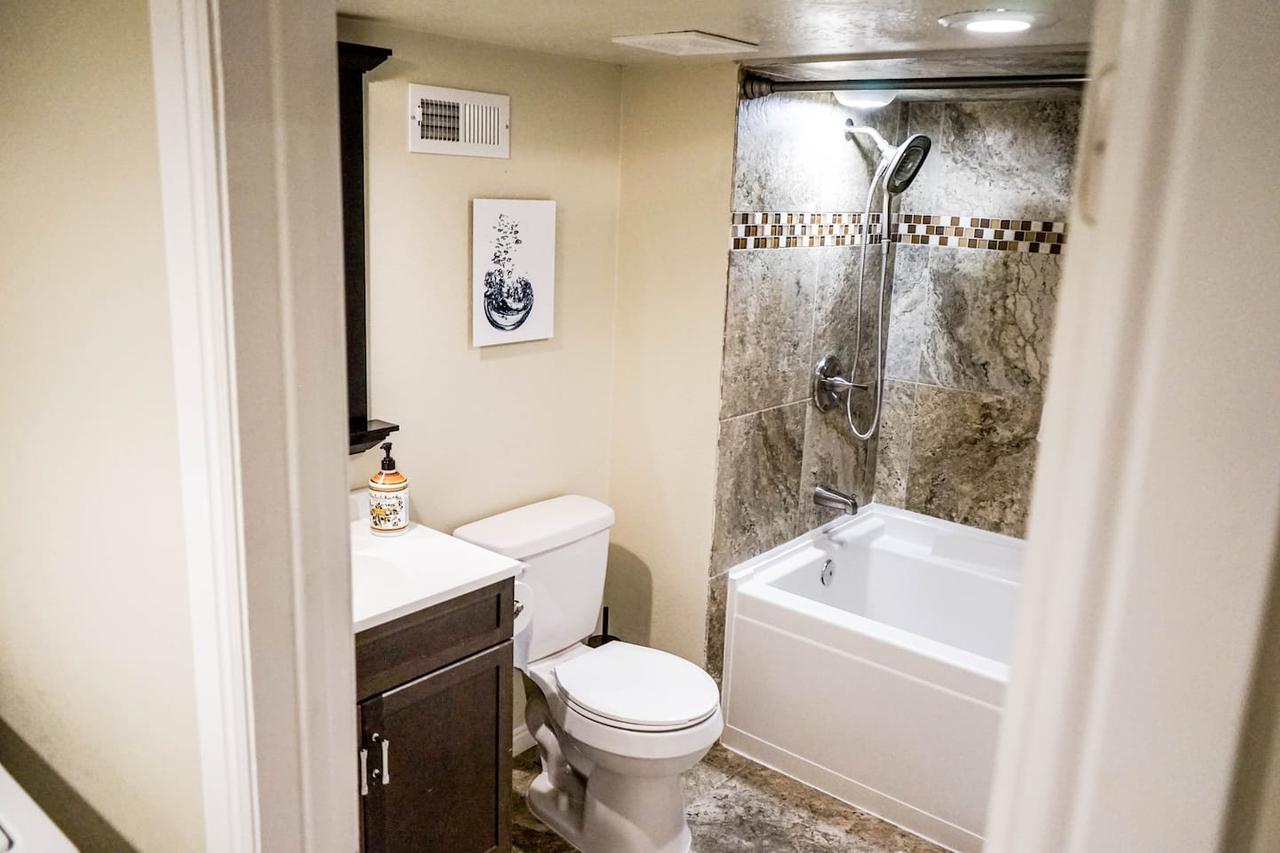 Distinct Tudor House In Salt Lake City - thumb 17