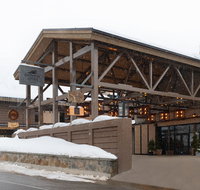 The Snowpine Lodge - Hotels Santiago