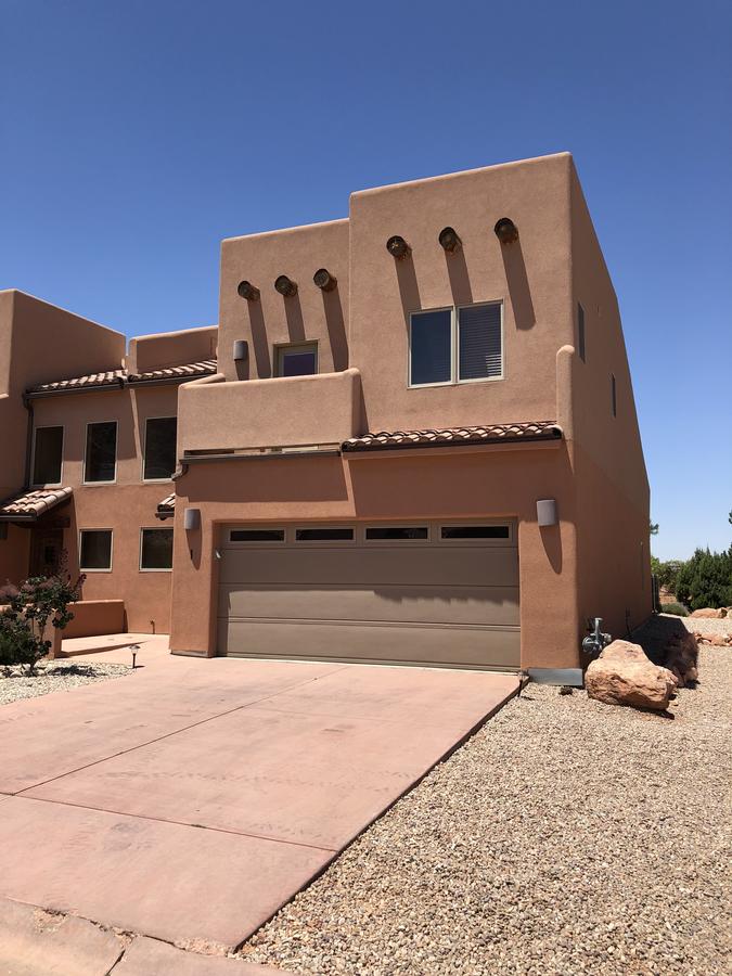 1 Desert Winds Drive - thumb 25