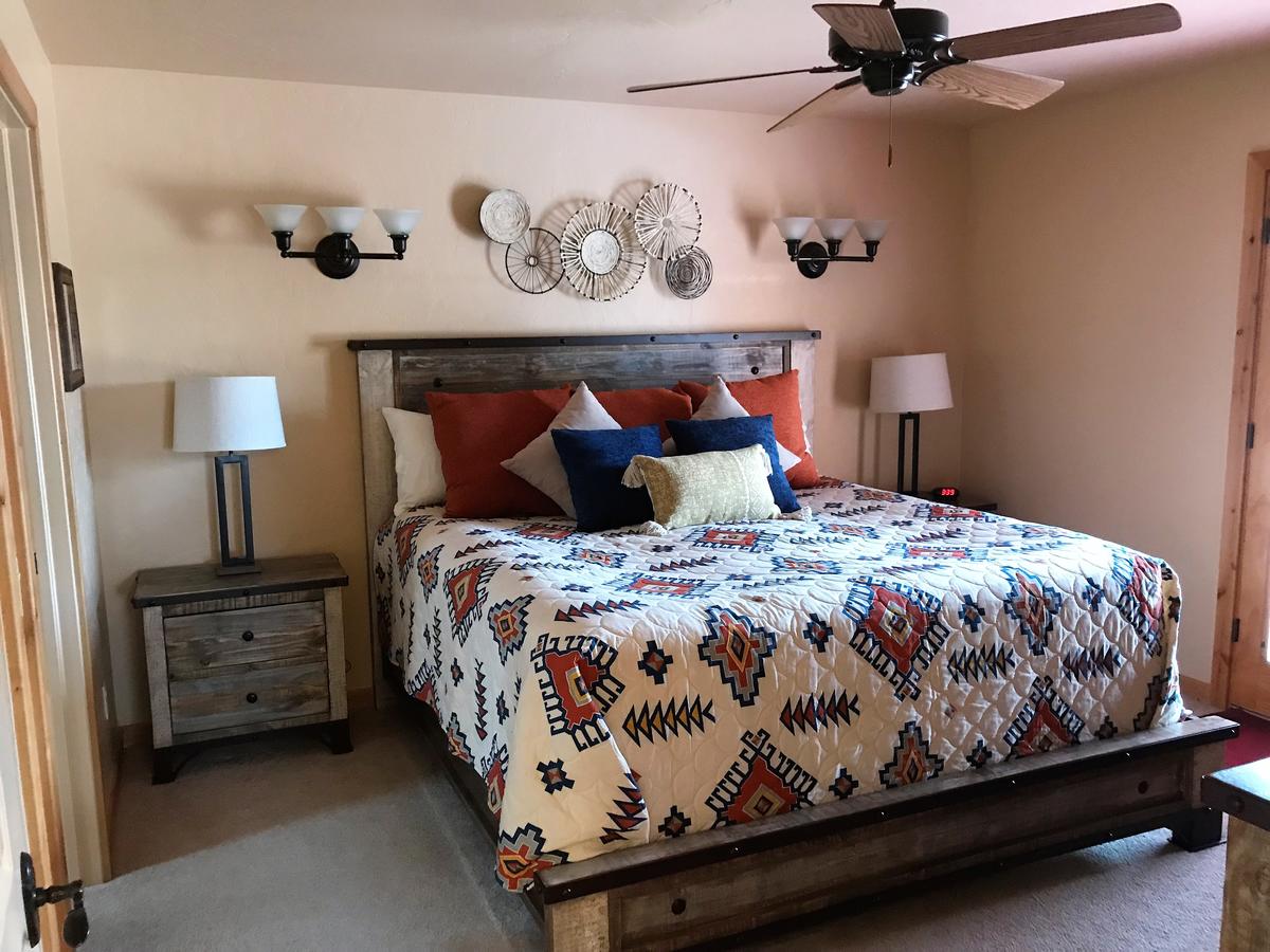 1 Desert Winds Drive - thumb 26