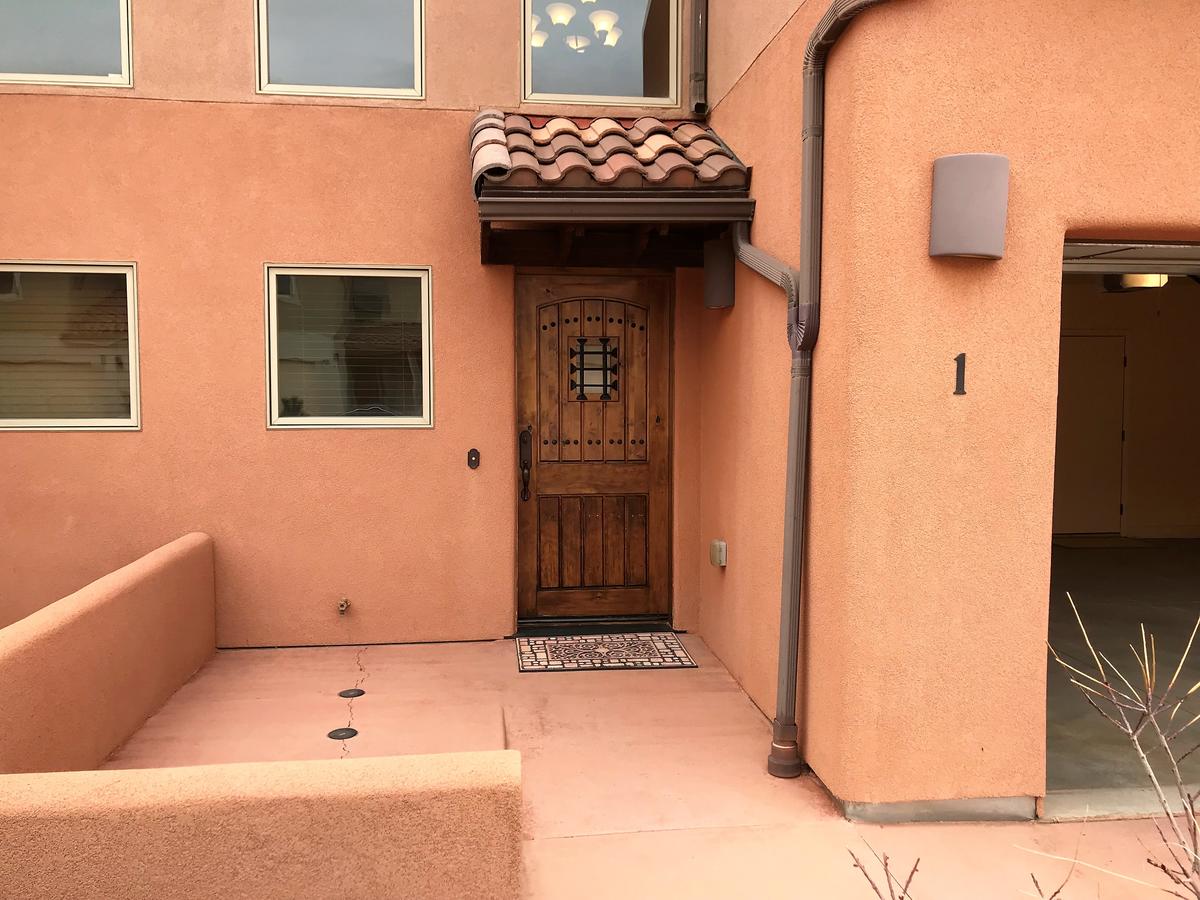 1 Desert Winds Drive - thumb 10