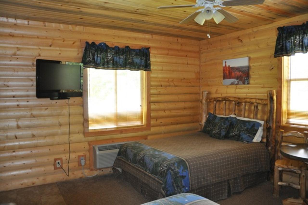 Bryce Country Cabins - thumb 23