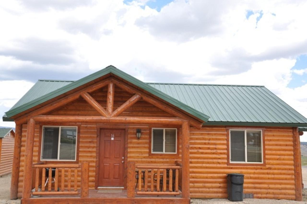 Bryce Country Cabins - thumb 9