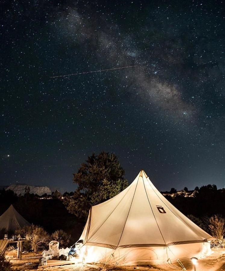 Canaan Cliffs Glamping - thumb 4