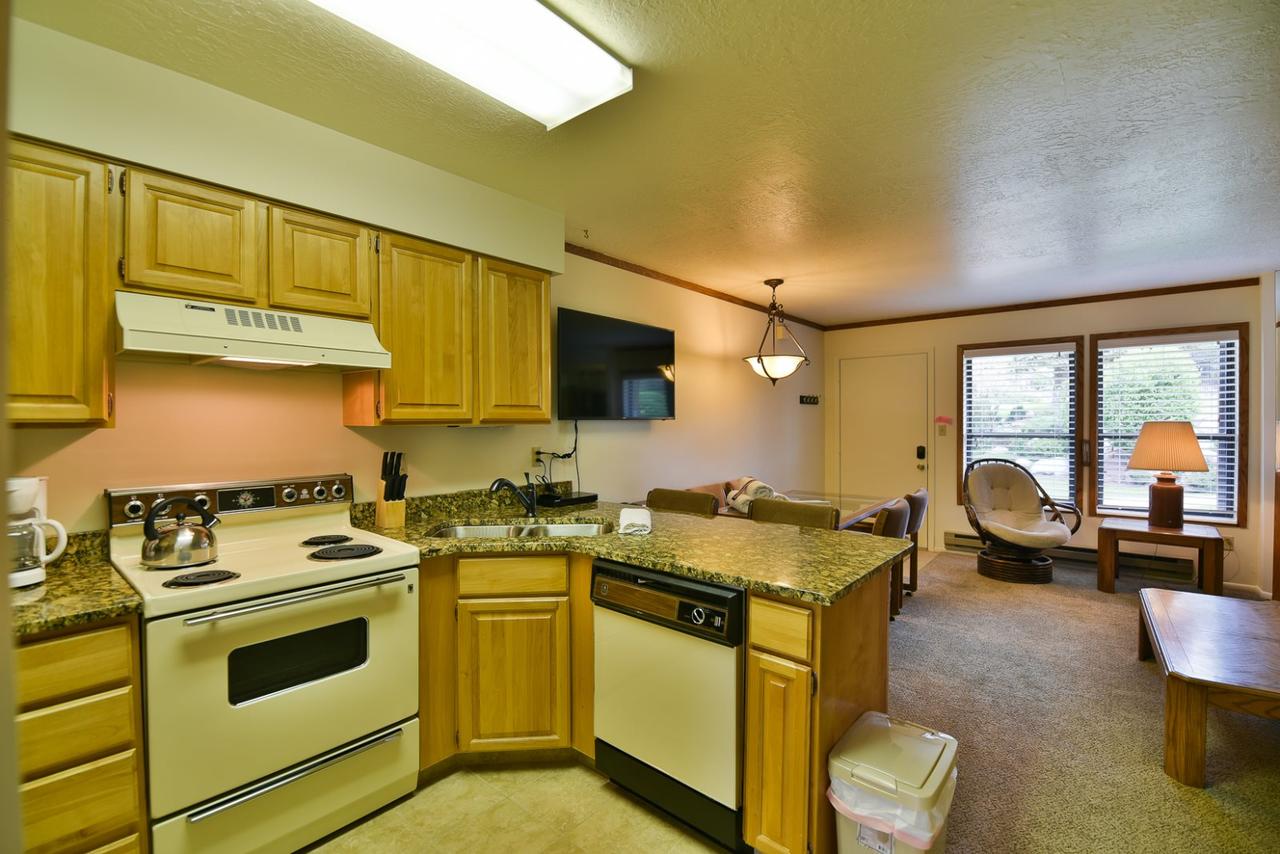Wolf Lodge Condo #801 - thumb 3