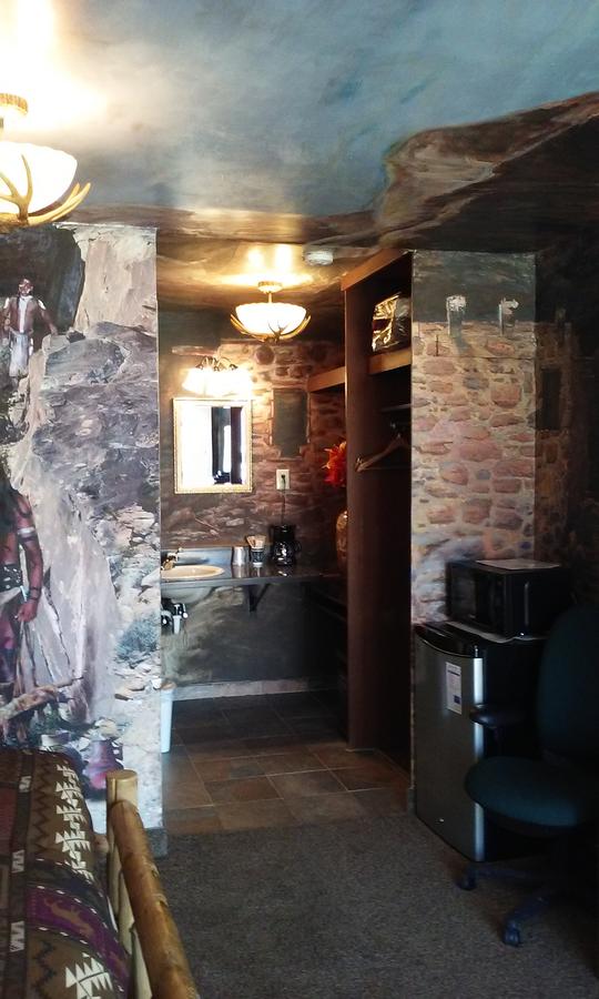 Cliff Palace Motel - thumb 26