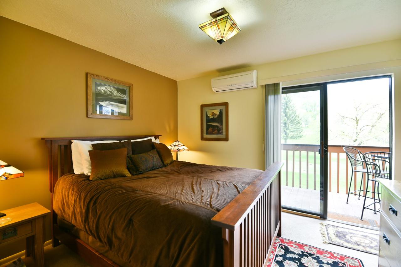 Wolf Lodge Condo #1408 - thumb 8