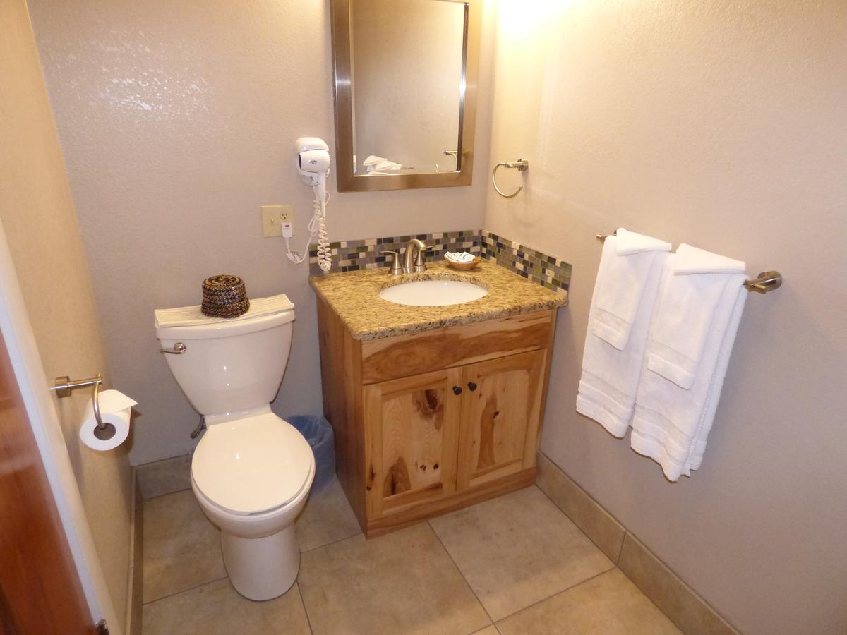 Canyon Lodge Motel - thumb 16