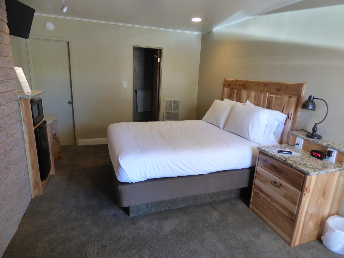 Canyon Lodge Motel - thumb 2