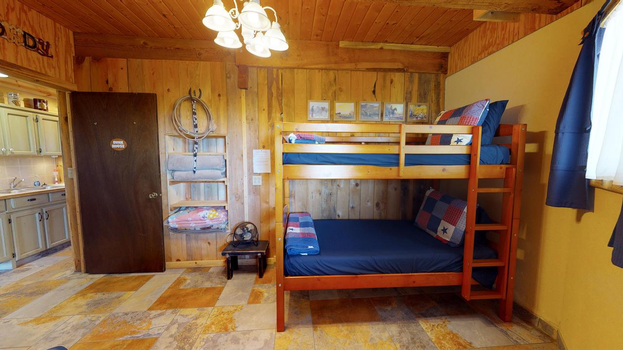 Juniper Ridge Family Cabin - thumb 22