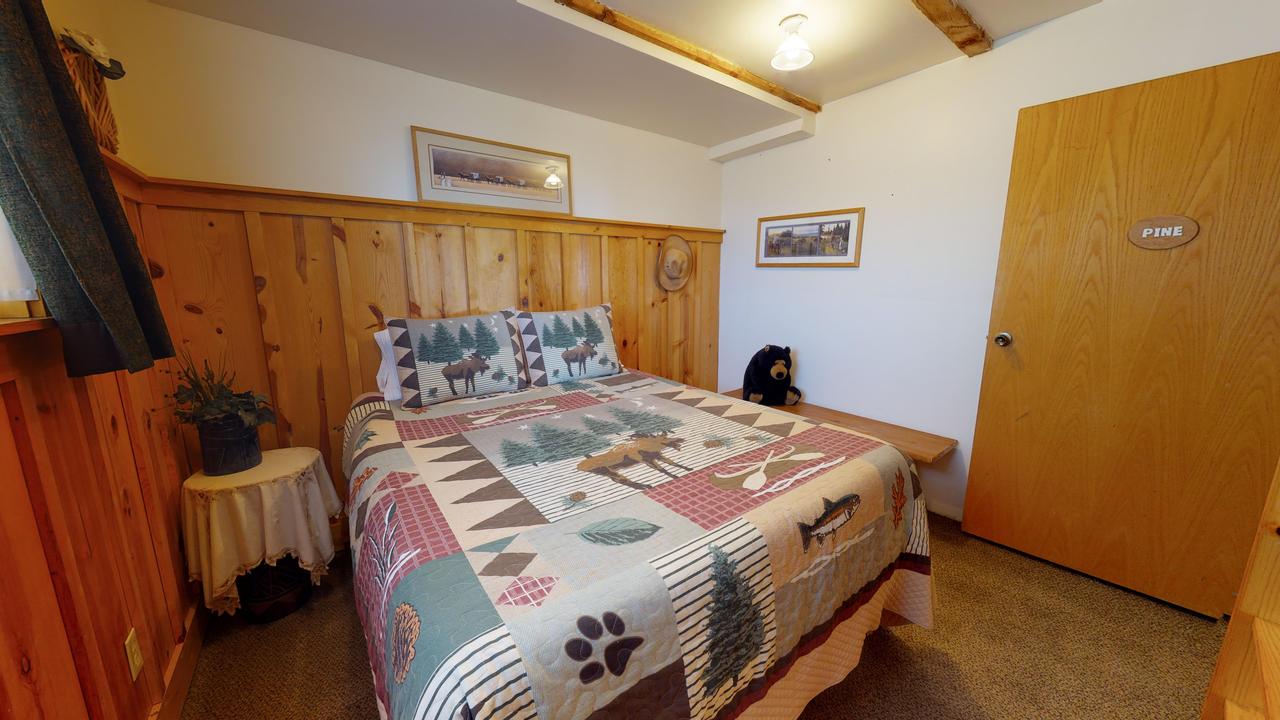 Juniper Ridge Family Cabin - thumb 16