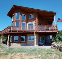 Juniper Ridge Family Cabin - USA Accommodation