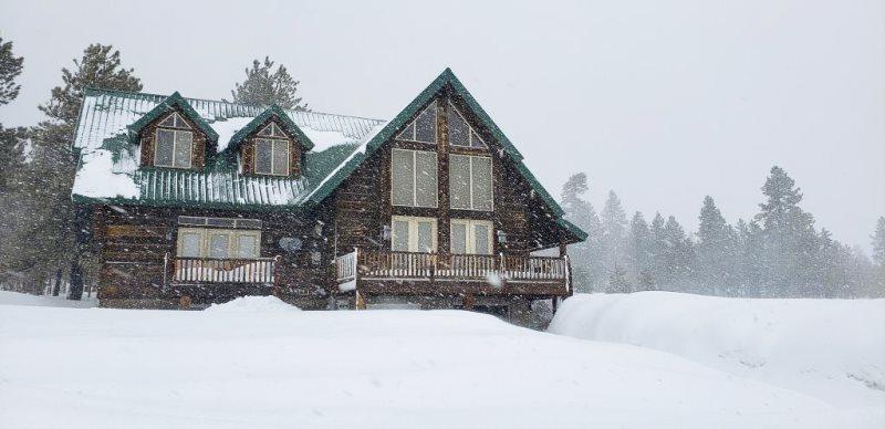 Battle Born Lodge - thumb 10