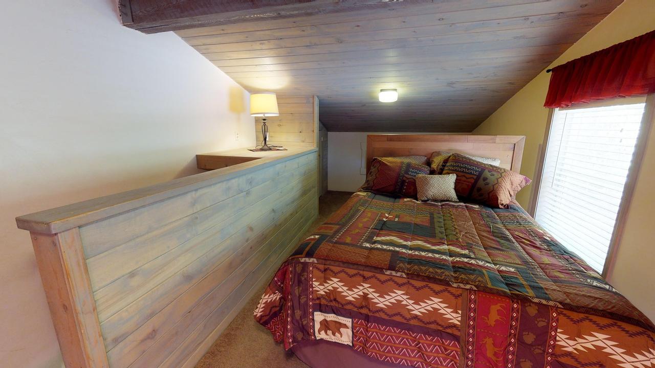 Cliff Dweller Condo #4 - thumb 22