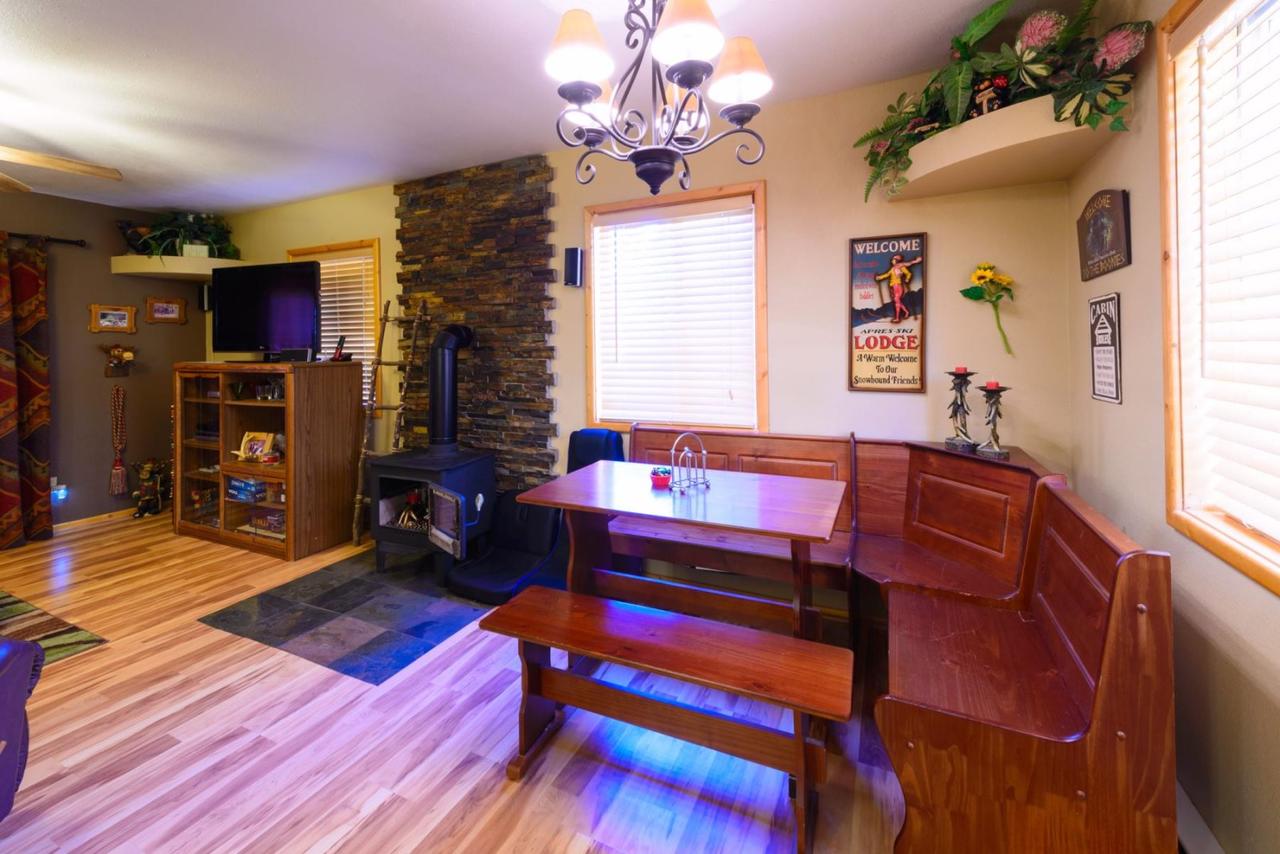 Strawberry Patch Cabin - thumb 8