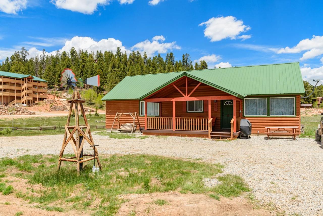 Meadow View Cabin - thumb 1