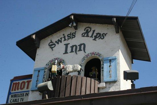 Swiss Alps Inn - thumb 10