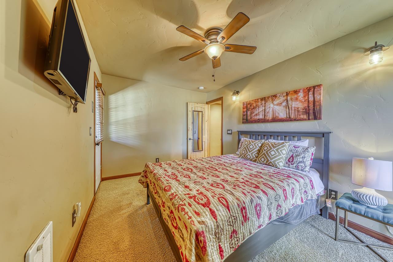 101 S. Village Way #1A - Aspen View - thumb 13