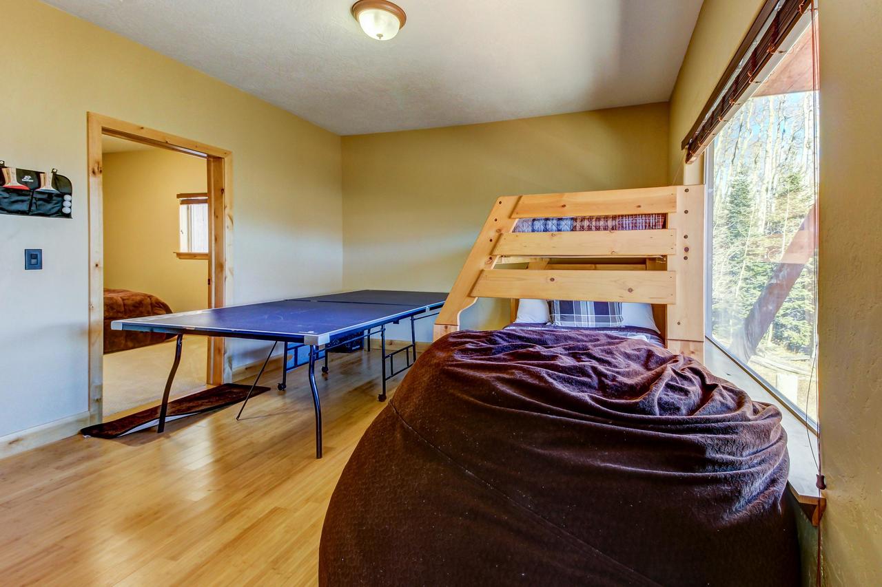 580 Hunter Ridge Dr - View~Topia - thumb 36