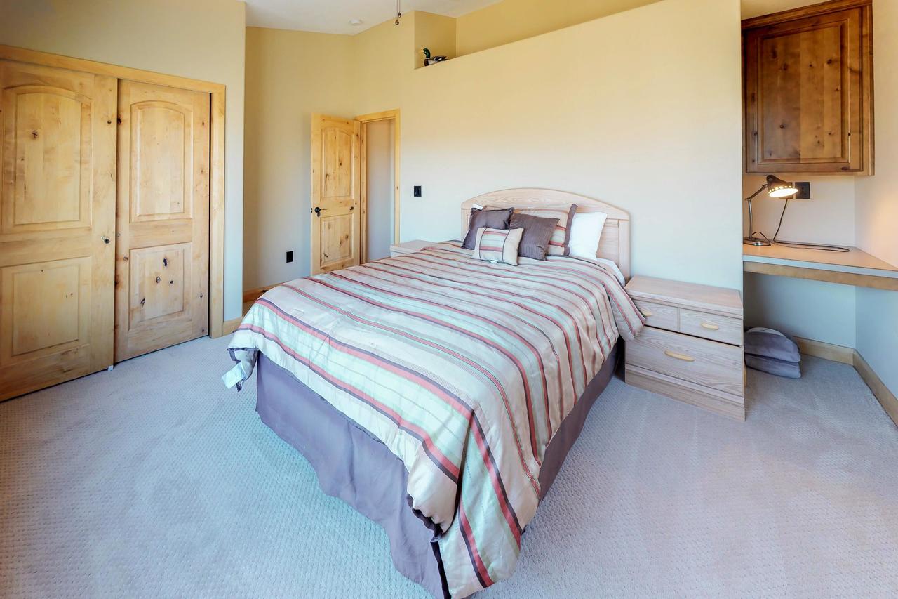 580 Hunter Ridge Dr - View~Topia - thumb 8