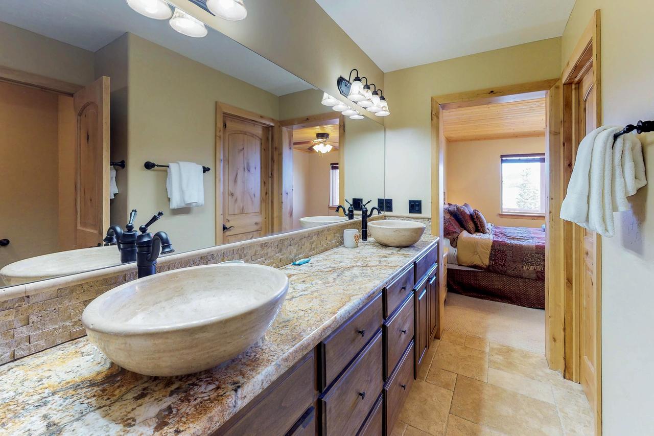 580 Hunter Ridge Dr - View~Topia - thumb 4