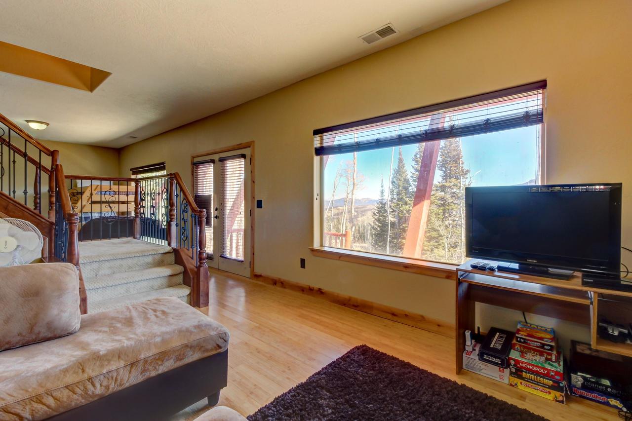 580 Hunter Ridge Dr - View~Topia - thumb 41