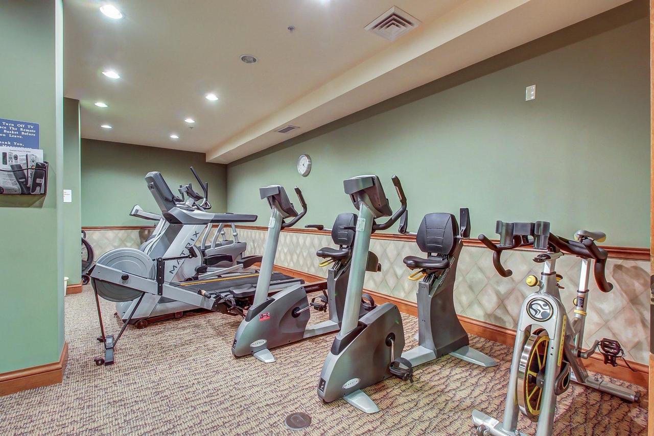 Eagle Springs East 305: House Sparrow Suite - thumb 5