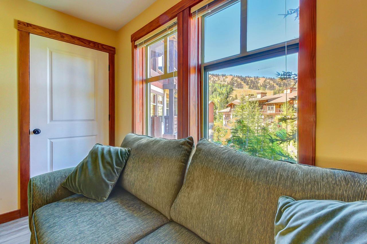 Eagle Springs East 305: House Sparrow Suite - thumb 29