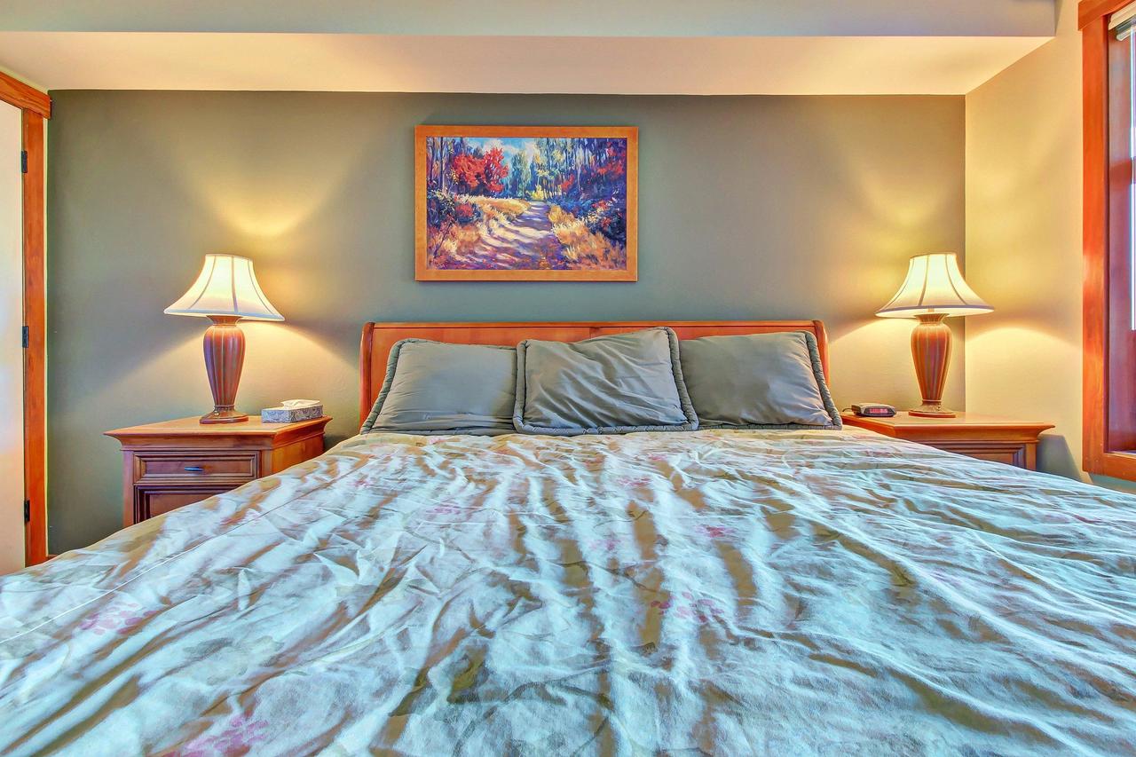 Eagle Springs East 305: House Sparrow Suite - thumb 16