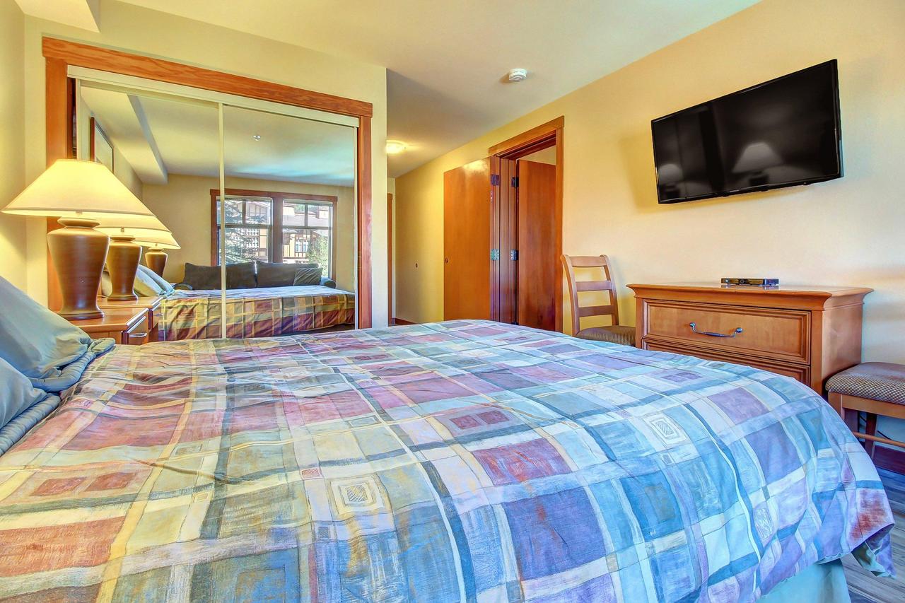 Eagle Springs East 305: House Sparrow Suite - thumb 11