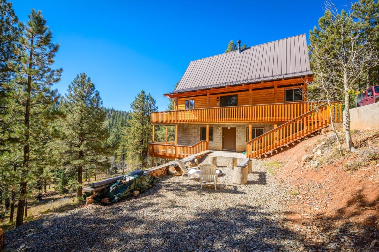 Triebold's Getaway Cabin - thumb 7