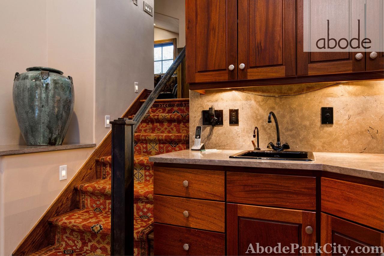 Abode In Vitrail - thumb 15