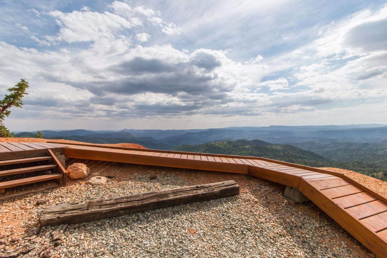 The Cliff House - thumb 4