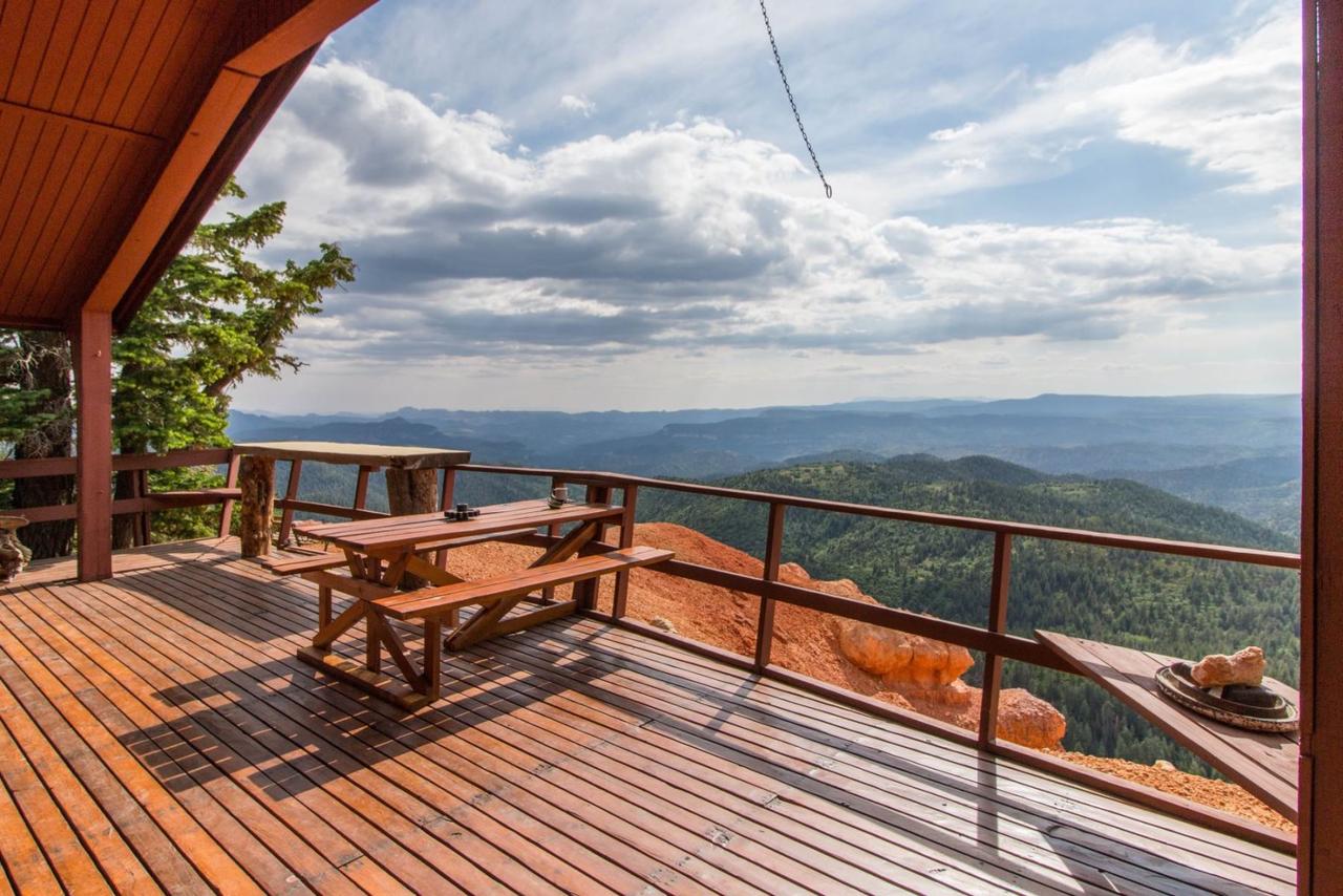 The Cliff House - thumb 1