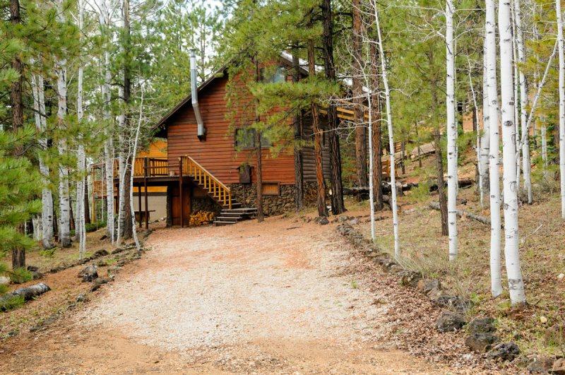 Classic Strawberry Cabin - thumb 2