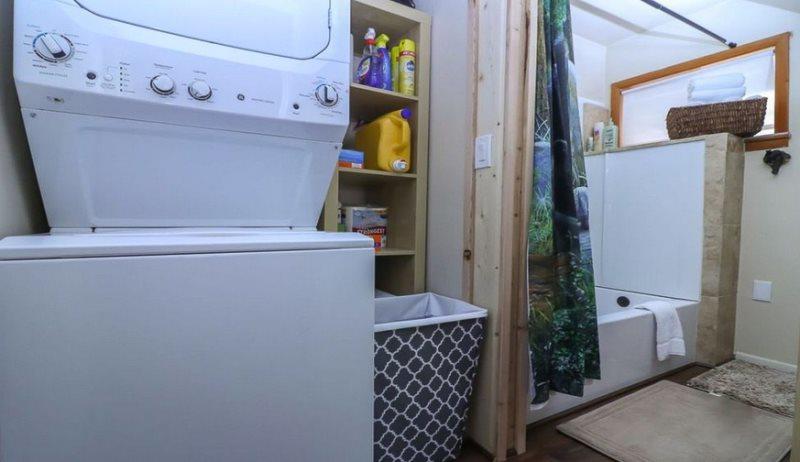 Classic Strawberry Cabin - thumb 21