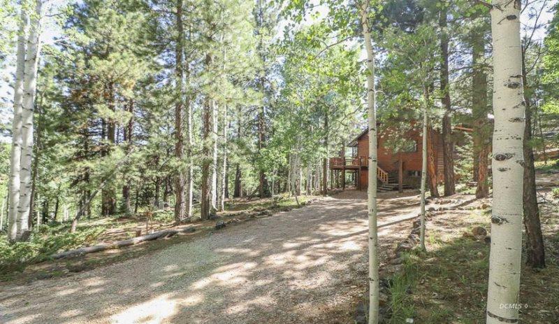 Classic Strawberry Cabin - thumb 18