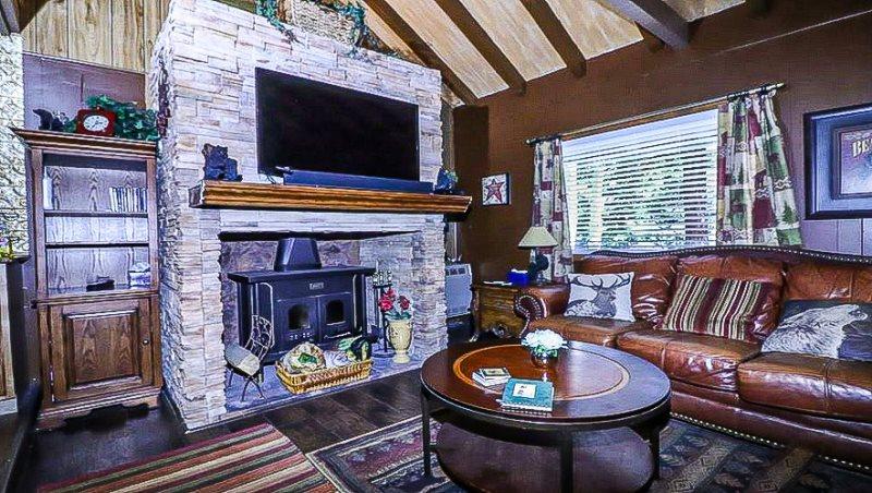 Classic Strawberry Cabin - thumb 6