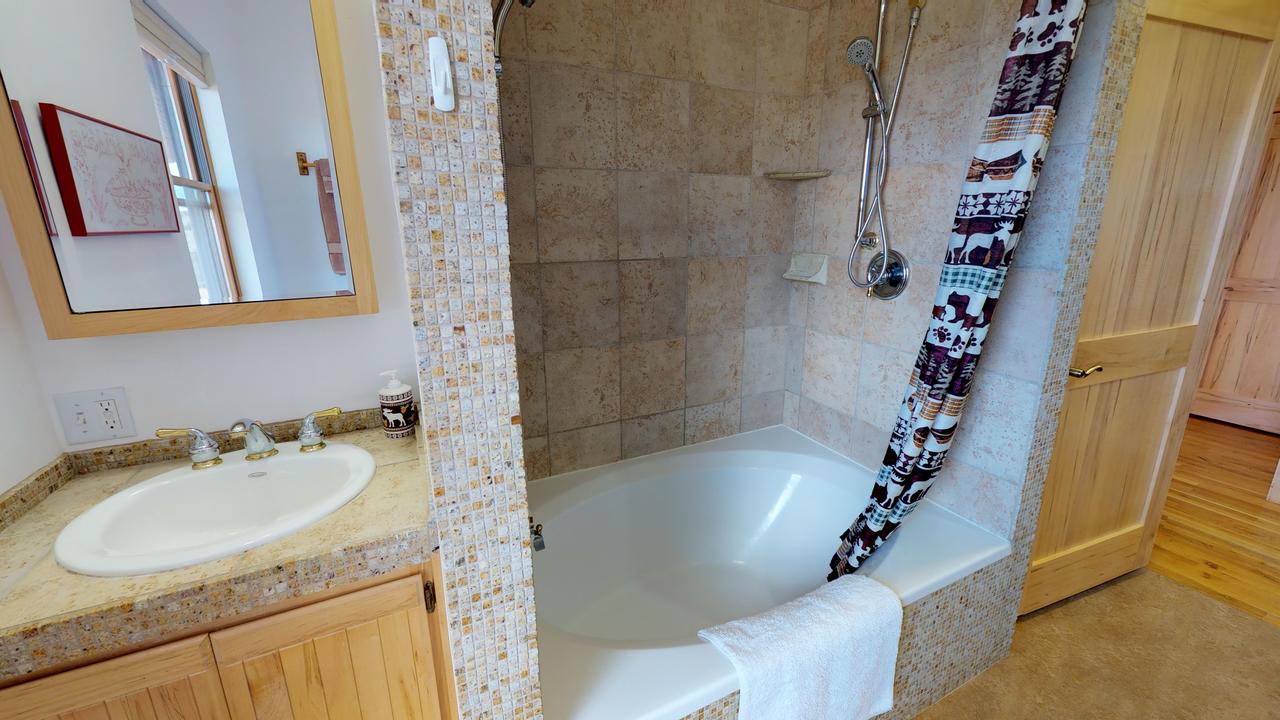 Mustang Mesa 3 Bedroom - thumb 16