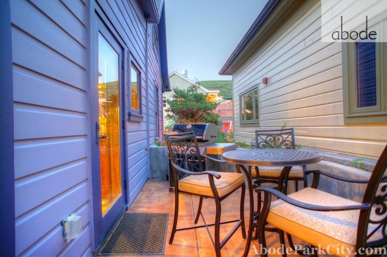 Abode At Town Lift 815 - thumb 0