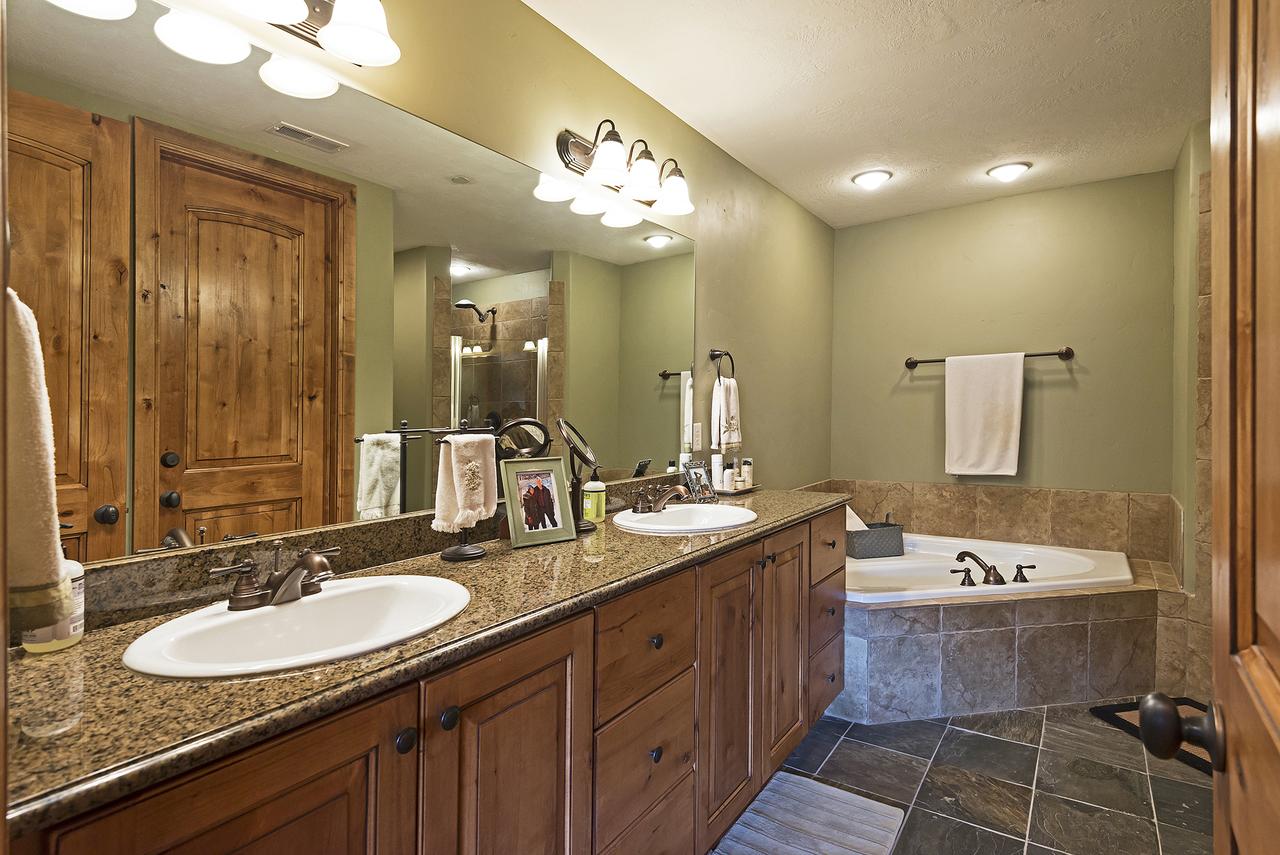 Stillwater Vista Townhome Jordenelle Townhouse - thumb 22