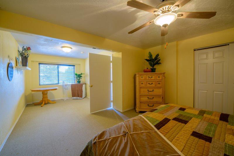 Hideout Cabin - thumb 3